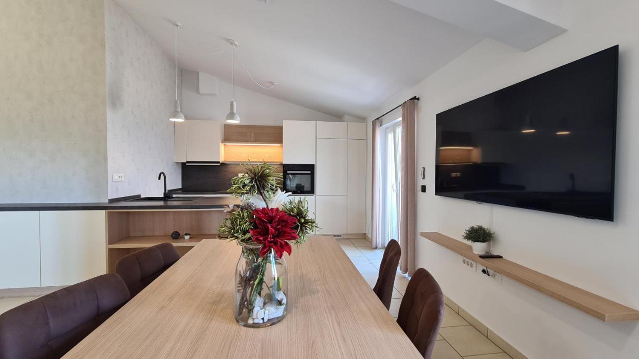 Orkula Apartments Pašman Esterno foto
