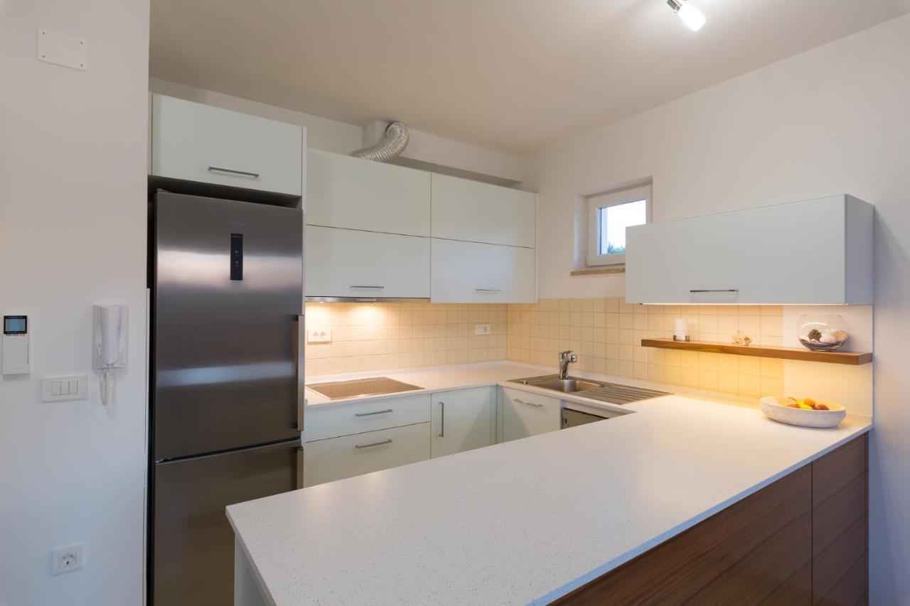 Orkula Apartments Pašman Esterno foto